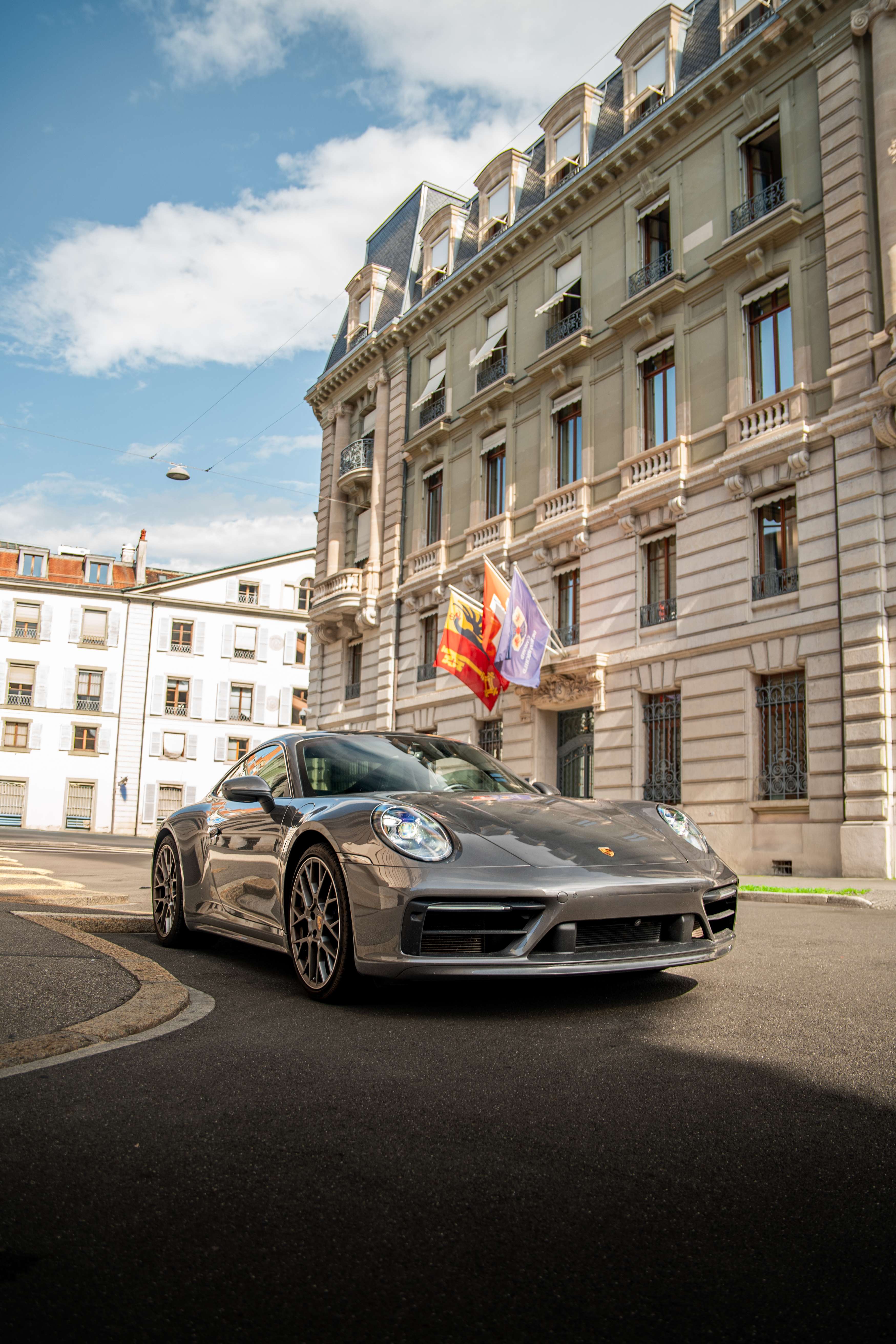 Photo d'une Porsche  911 992 Carrera 4s 